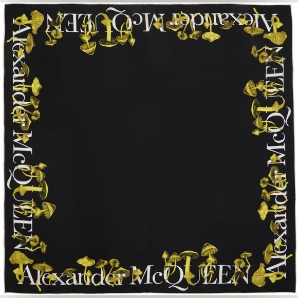 NWT 🍄 Alexander McQueen black mushroom silk square twill scarf - Picture 2 of 10